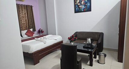 Hotel Royal Palace Room Type - Deluxe (3X)