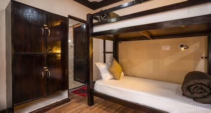 LeHostel Room Type - Single Bed in 6-Bed Mixed Dorm (Balcony)