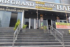 RR Grand Inn