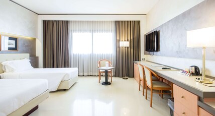 Best Western Hotel Modena District Room Type - 1 Queen And 1 Single, Non-Smoking, Third Extra Bed For Child Up To 12 Years, Comfort Plus Best Western Hotel Modena District Room Type - 1 Queen And 1 Single, Non-Smoking, Third Extra Bed For Child Up To 12 Years, Comfort Plus