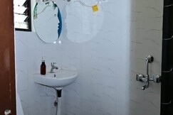 Century Luxury Lodge