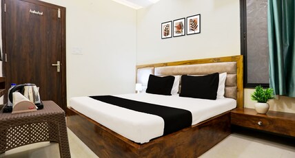 SPOT ON Hotel Shree Ji Room Type - Classic