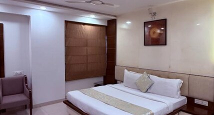 The Amberly Garden Room Type - Superior Front view Room