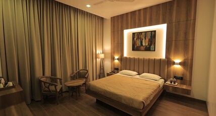 Hotel Great Maratha Room Type - Super Deluxe Room A/c