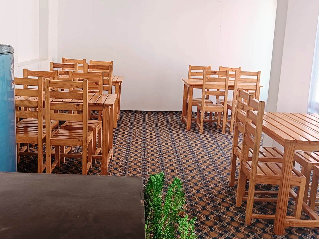 Seven Seas Guest House | 5 Min Walking From Leh Mall Road - Tap to explore photos