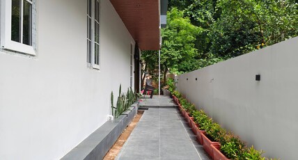 Duplex Villa NH27 Jorabat Room Type - Bedroom 3