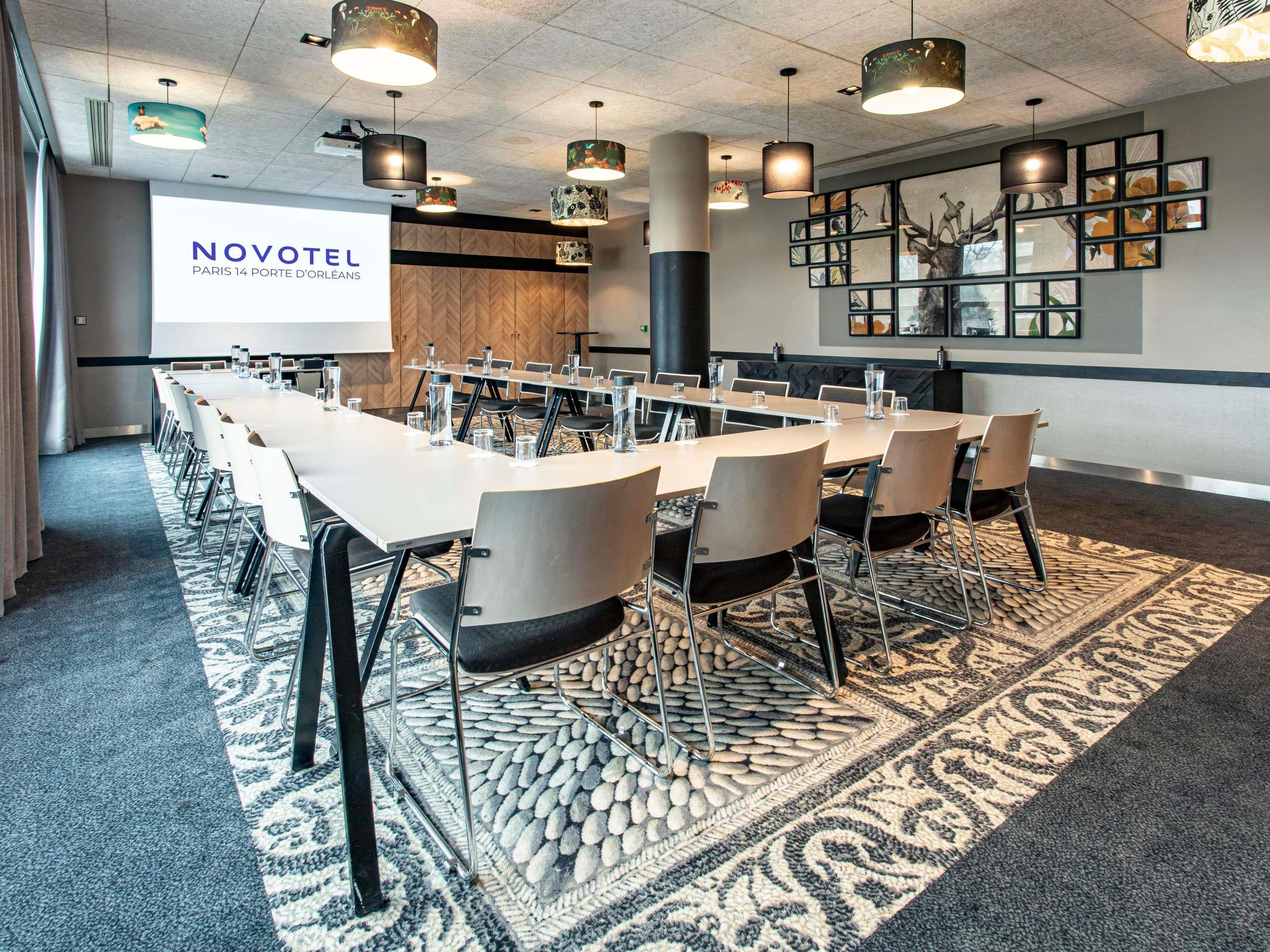 Novotel Paris 14 Porte d'Orleans - Tap to explore photos