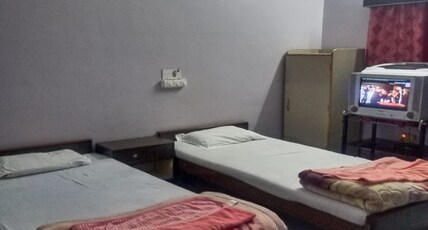 Hotel Sanjay Room Type - Double Deluxe