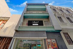 Collection O Chet Singh Ghat Varanasi Formerly The Century Plaza