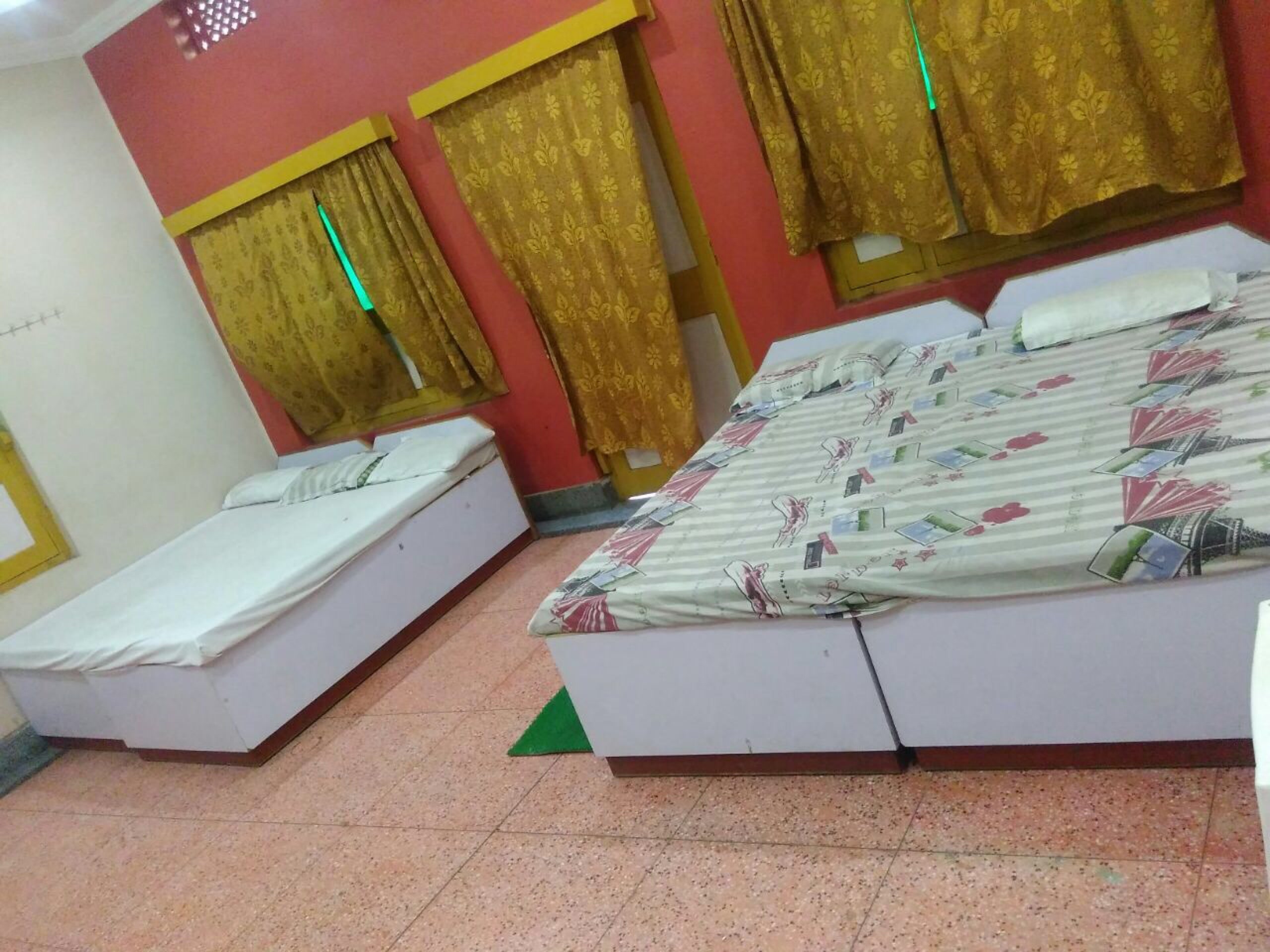 SHIVAM GUEST HOUSE - Tap to explore photos