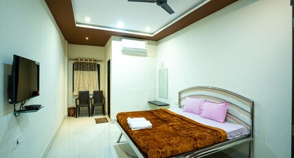 Hotel Chhattisgarh Palace Room Type - Super Deluxe AC Room