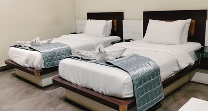 Hotel Lemon Castle Room Type - Deluxe Room( Twin or King Bed) Hotel Lemon Castle Room Type - Deluxe Room( Twin or King Bed)