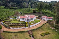 Pembroke villa