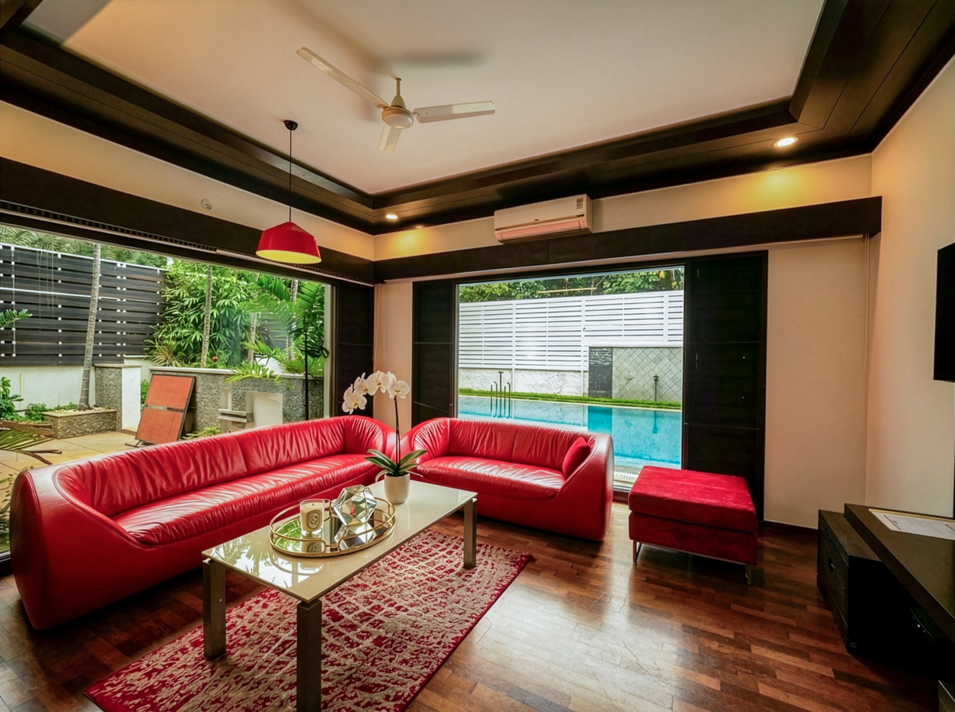 ELIVAAS Gerrys 4 BHK Villa with Terrace & Lounge - Tap to explore photos