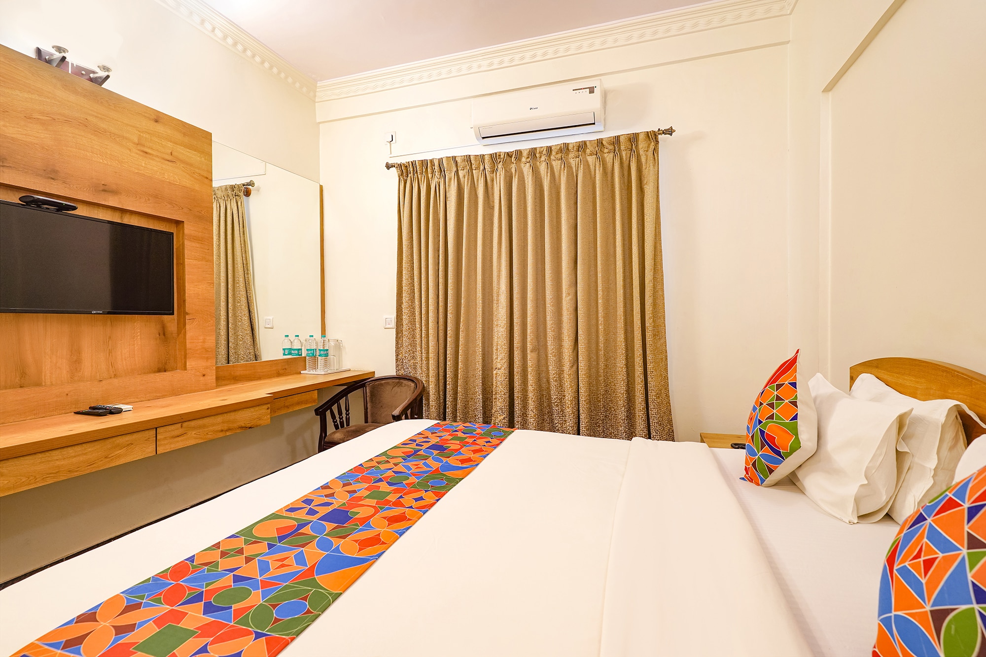 FabHotel Spiro Grand - Nr. Banashankari - Tap to explore photos