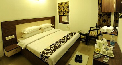 Hotel HKJ Residency Room Type - Non AC Deluxe Room