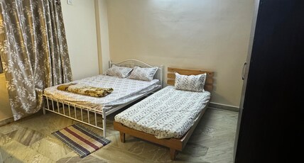 Alzahidi Room Type - Bedroom 2