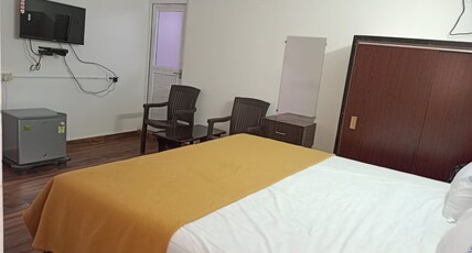Hotel PVK Residency Room Type - Deluxe Room