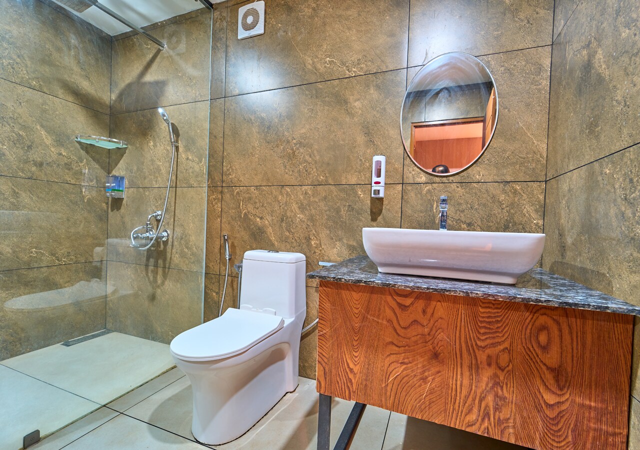 The Yela Munnar By VOYE HOMES - Tap to explore photos