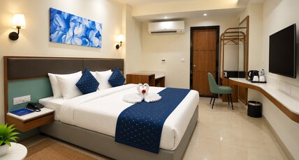 Radha Ratna Hotel Room Type - Premium Double Room