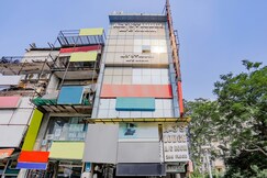 Super Collection O Green Park Residency 3