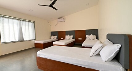 Kale's Orchid Resort Room Type - Family Room For 4 with all Single Beds