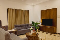 Villa Tropicana - 4BHK