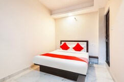 Hotel O Royal Palace Inn