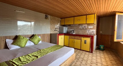Apple House | Rooms & Kitchen Room Type - Family Suite Room