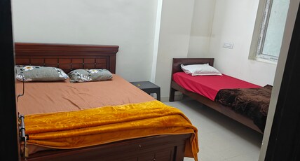 Vinayaka Guest House And CO LIVING Room Type - Non AC - Vinayaka