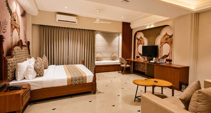 The Luxury Tiger Room Type - Premium Suite with Balcony