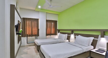 Hotel Merit Room Type - Royal Gold