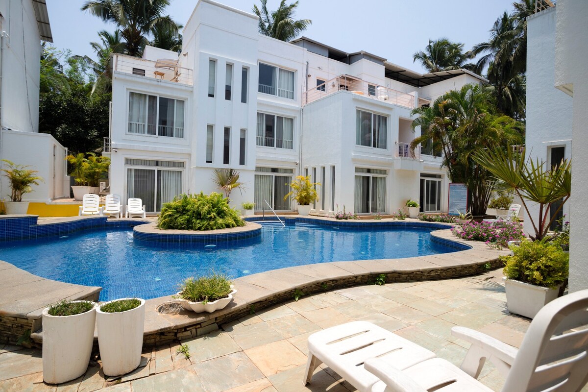 Aspire JiaVilla6 Luxury 4Bhk WiFi Pool Beach700m - Tap to explore photos