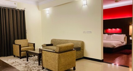 HOTEL YUVRAJ DX Room Type - presidential suite