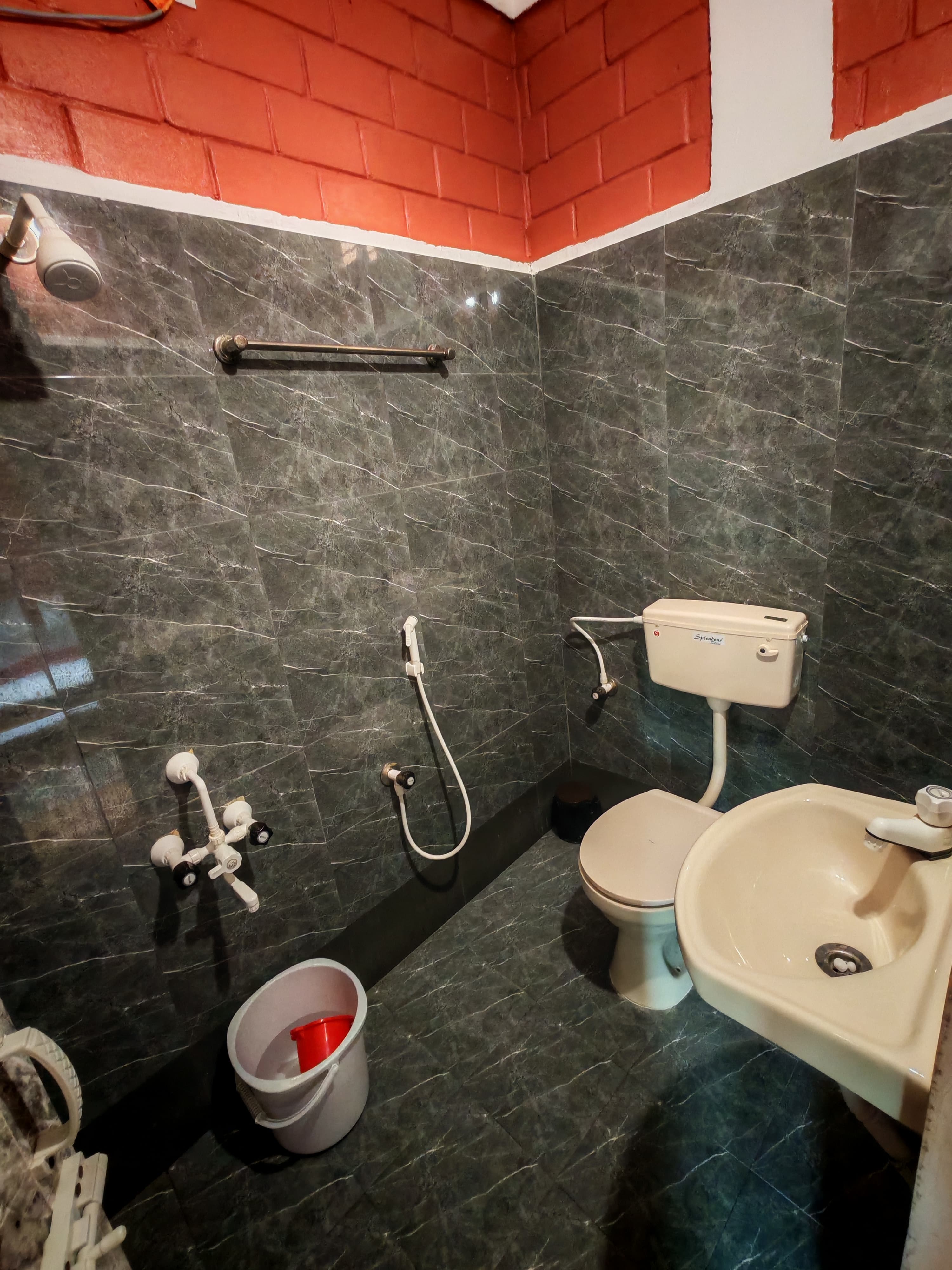Srishti Home Stay - Tap to explore photos
