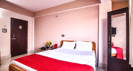 Hotel Aashiyana Room Type - Deluxe  View Room