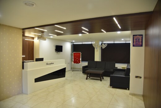 HOTEL SAVERA INN