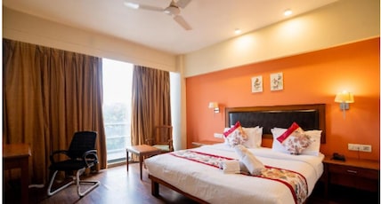 Krishna Inn By Royal Hotels Room Type - Executive Room With King Bed Krishna Inn By Royal Hotels Room Type - Executive Room With King Bed