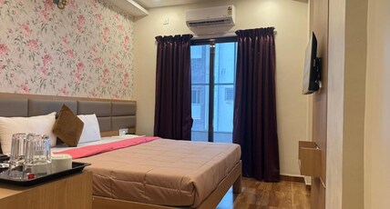 Hotel Comfort Inn Kunjirwadi Room Type - Deluxe Room Non AC