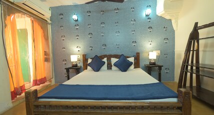 DEEPAK HOTEL & RESTAURANT Room Type - Premium Suite Room