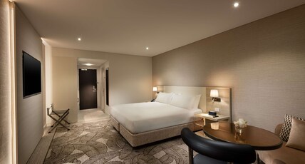 Hilton Darwin Room Type - KING EXECUTIVE ROOM W VIEW
