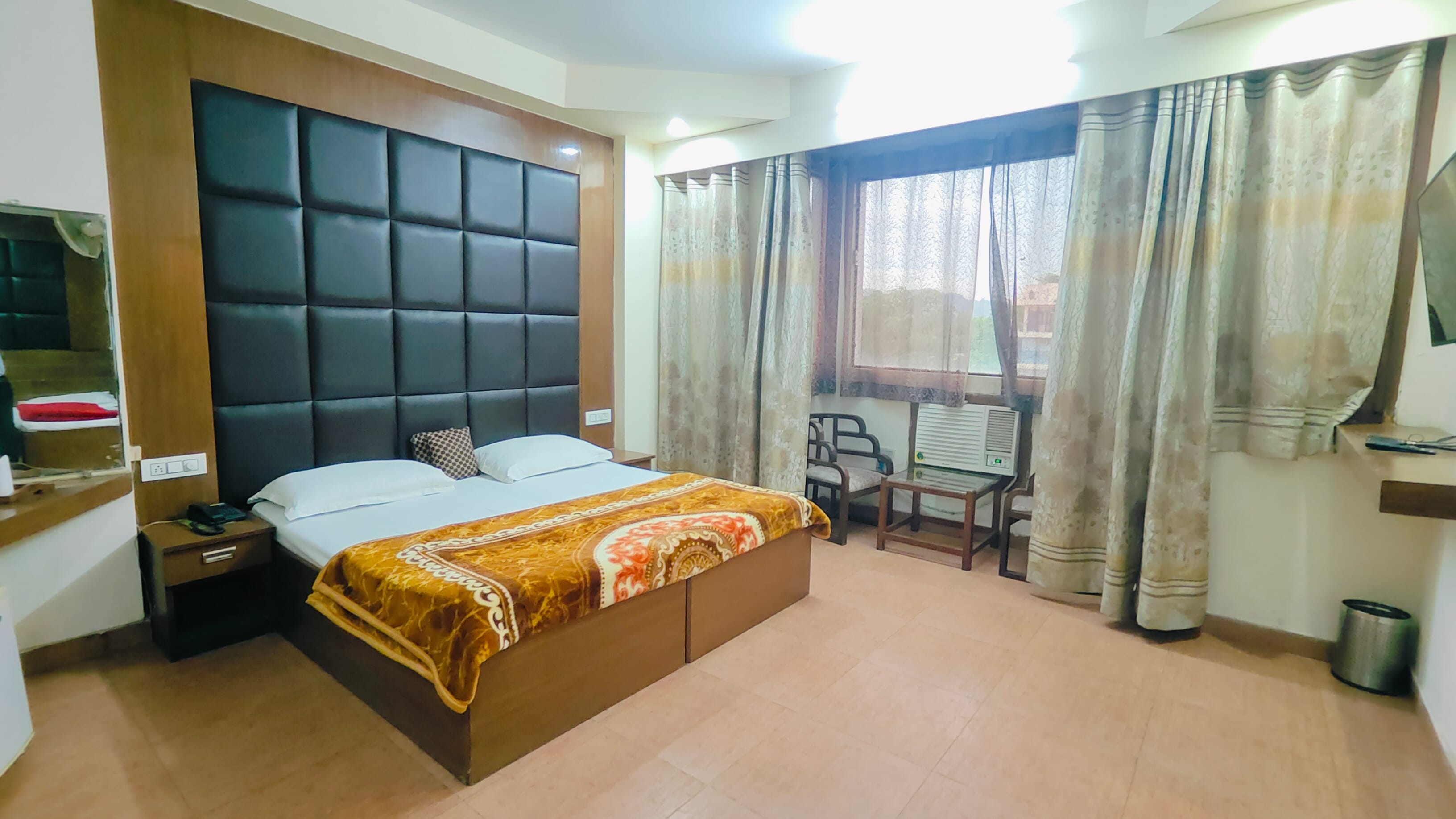 Hotel Ganges Rivera opposite Ganga Ghat - Tap to explore photos