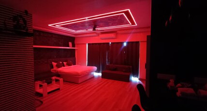 Luxury Jacuzzi Studio Room Type - Luxury Jacuzzi Studio