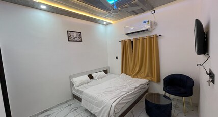 Hotel White Palace Room Type - Deluxe Double Room
