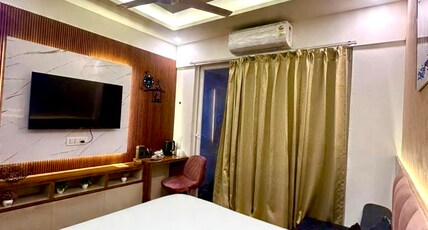 High sky in  Stay once carry memories for forever Room Type - Bedroom