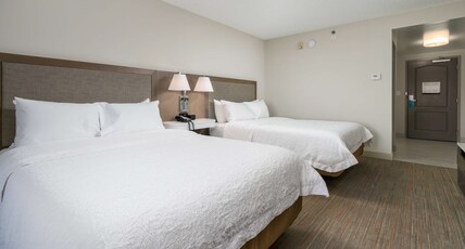 Hampton Inn - Springfield Room Type - 2 QNS HEARING ACC NOSMOK