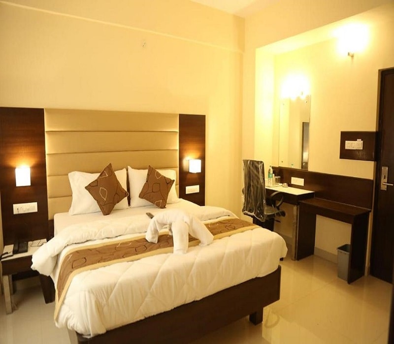 Hotel Magaji Comfort Inn - Tap to explore photos