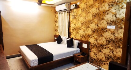 Hotel Grand Patliputra Room Type - Deluxe Room