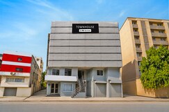 Townhouse Paldi Bus Terminal Ahmedabad Formally Neelkanth