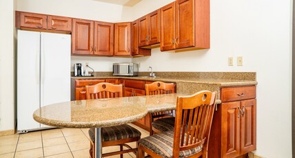 Holiday Inn Express Hotel & Suites Barstow Room Type - 2 Queen Beds 1 Bedroom Suite